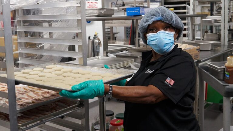 Explore great VA employee benefits with a career in food service